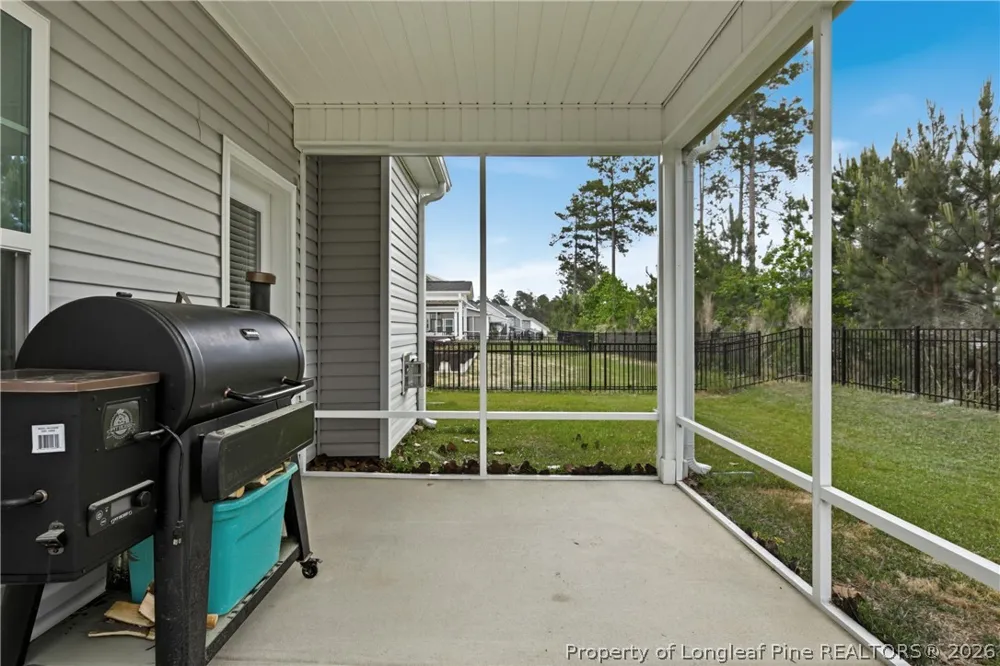 256 Kensington Drive Spring Lake, NC 28390