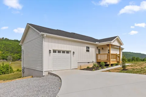 133 Knobby Road