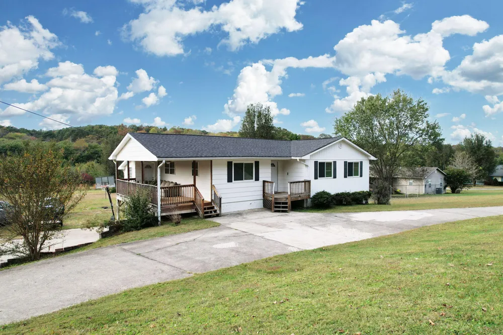 12413 Dolly Pond Road Birchwood, TN 37308