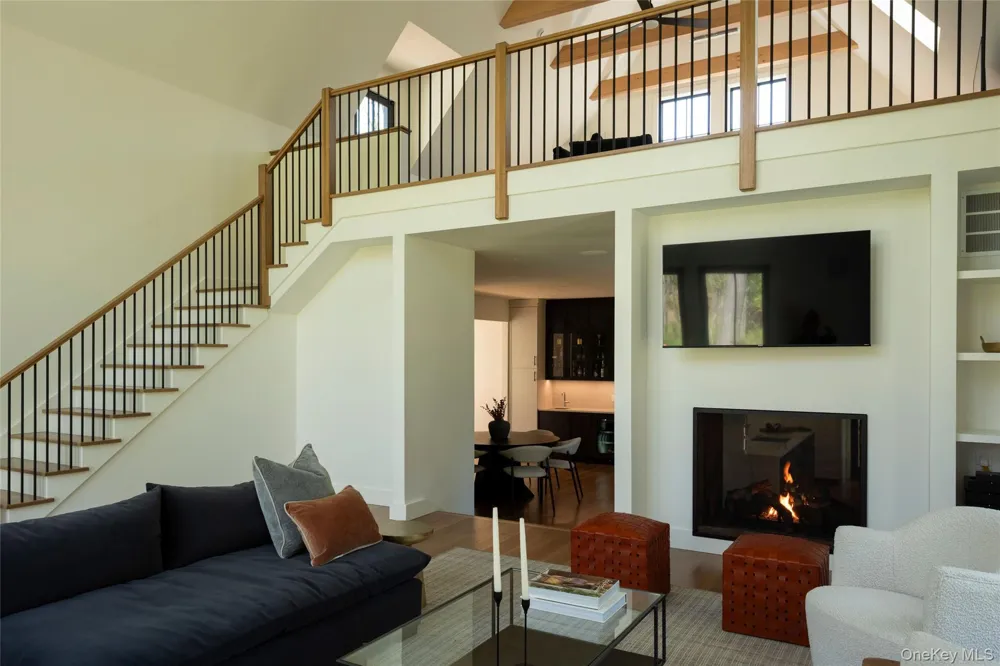 36 Pilgrims Progress Road Rhinebeck, NY 12572