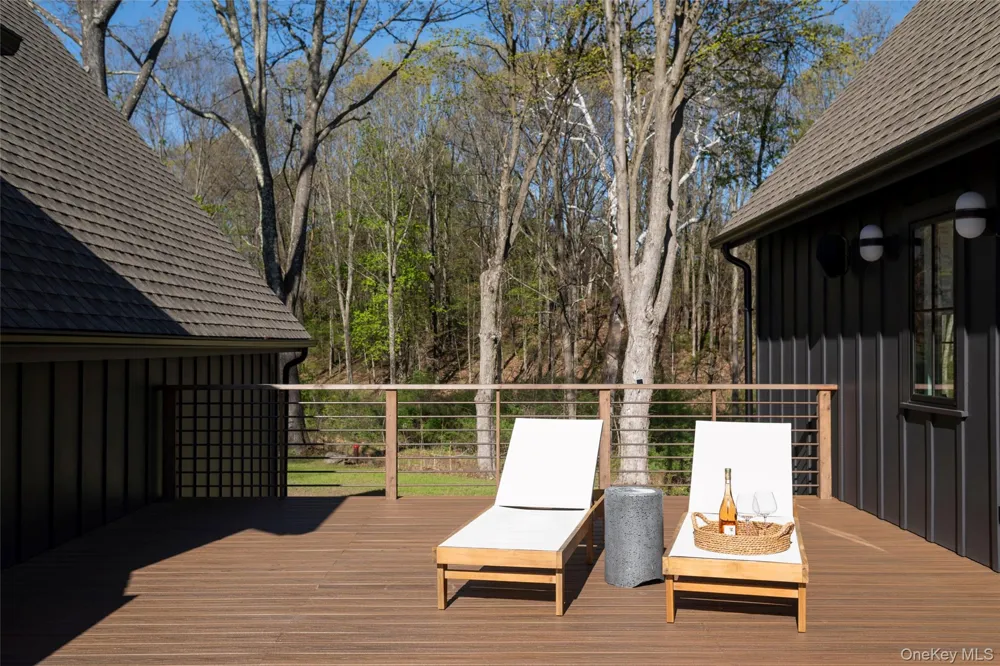 36 Pilgrims Progress Road Rhinebeck, NY 12572