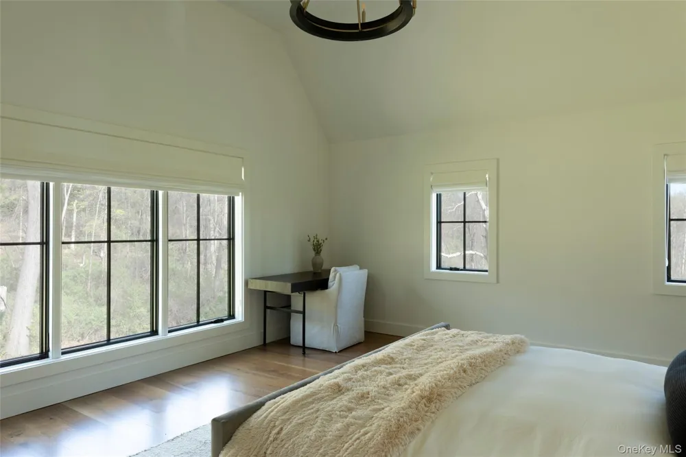 36 Pilgrims Progress Road Rhinebeck, NY 12572
