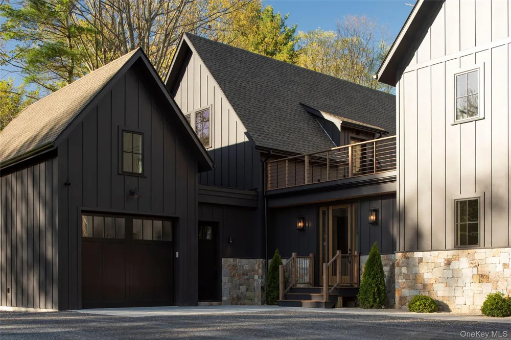 36 Pilgrims Progress Road Rhinebeck, NY 12572