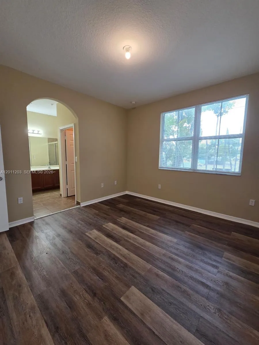 2851 W Prospect Rd #404 Tamarac, FL 33309