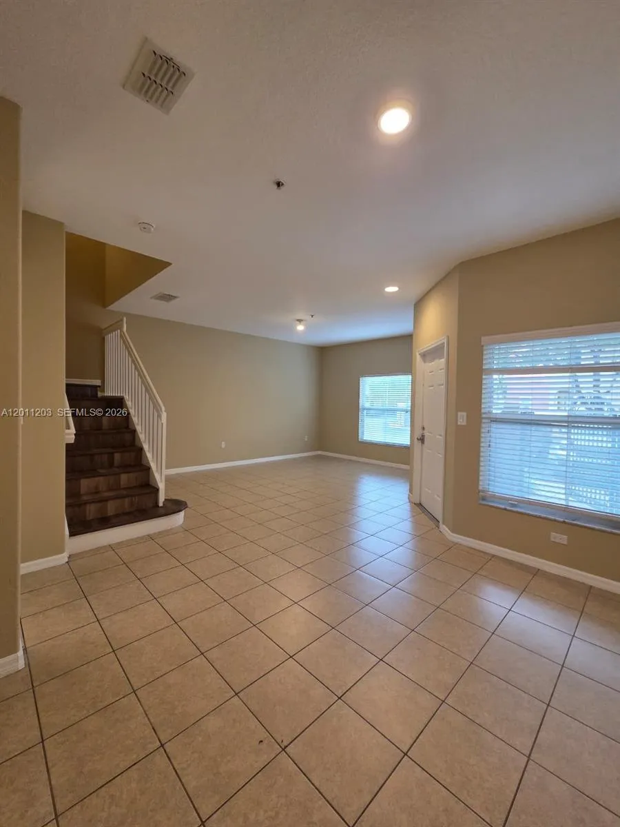 2851 W Prospect Rd #404 Tamarac, FL 33309