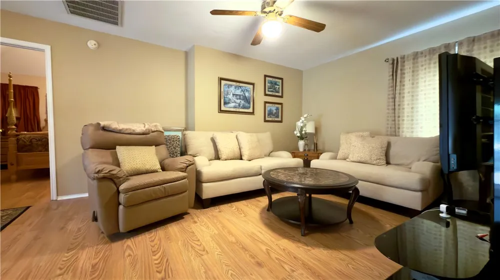 3025 Cedar Springs Corpus Christi, TX 78414