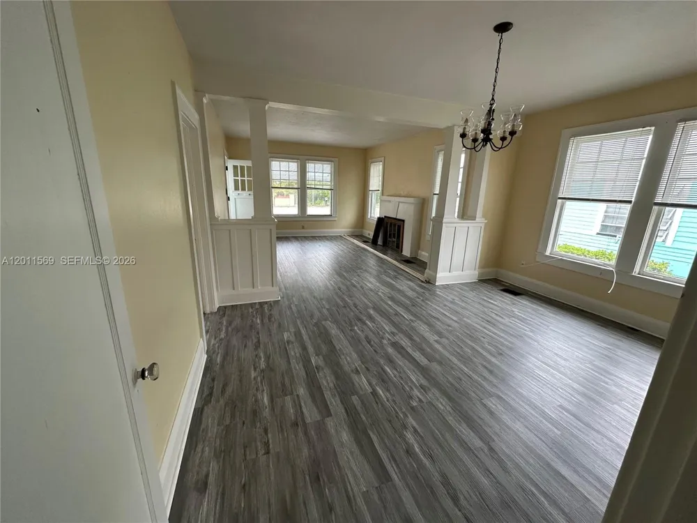 1870 Lakeview Rd #1 Sebring, FL 33870