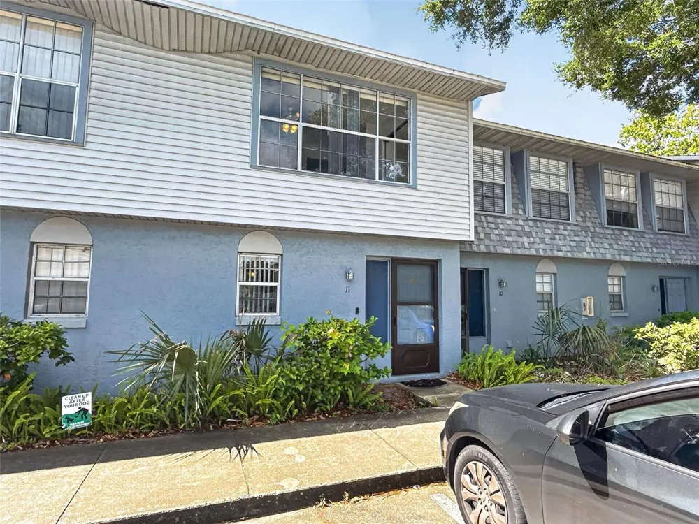 175 YORKTOWNE DRIVE #UT11 Daytona Beach, FL 32119
