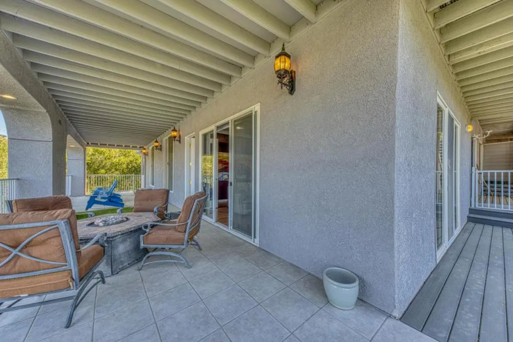 8213 Bass Point Bradley, CA 93426