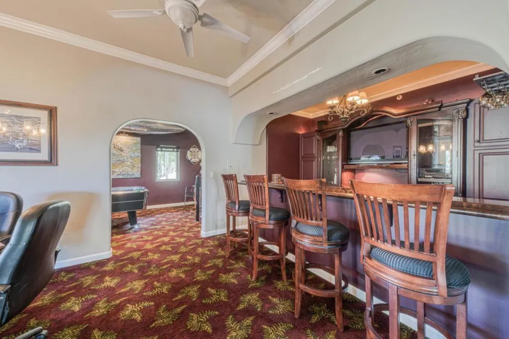 8213 Bass Point Bradley, CA 93426