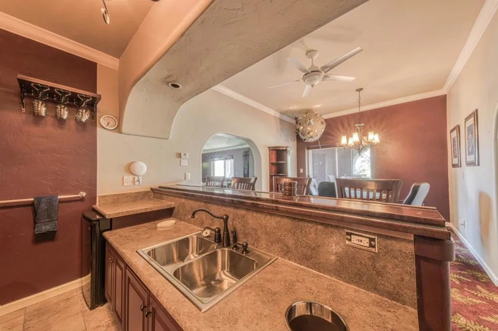 8213 Bass Point Bradley, CA 93426