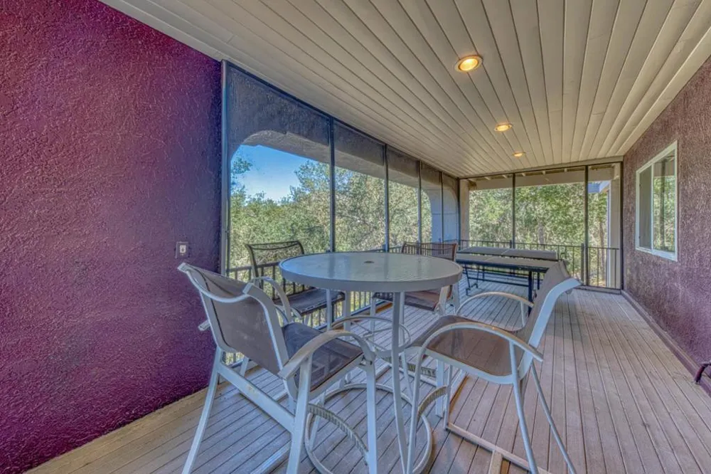 8213 Bass Point Bradley, CA 93426