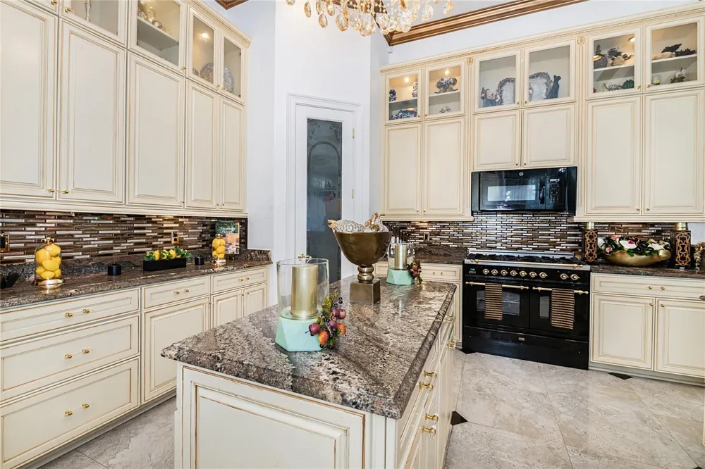 7409 GATHERING COURT Reunion, FL 34747