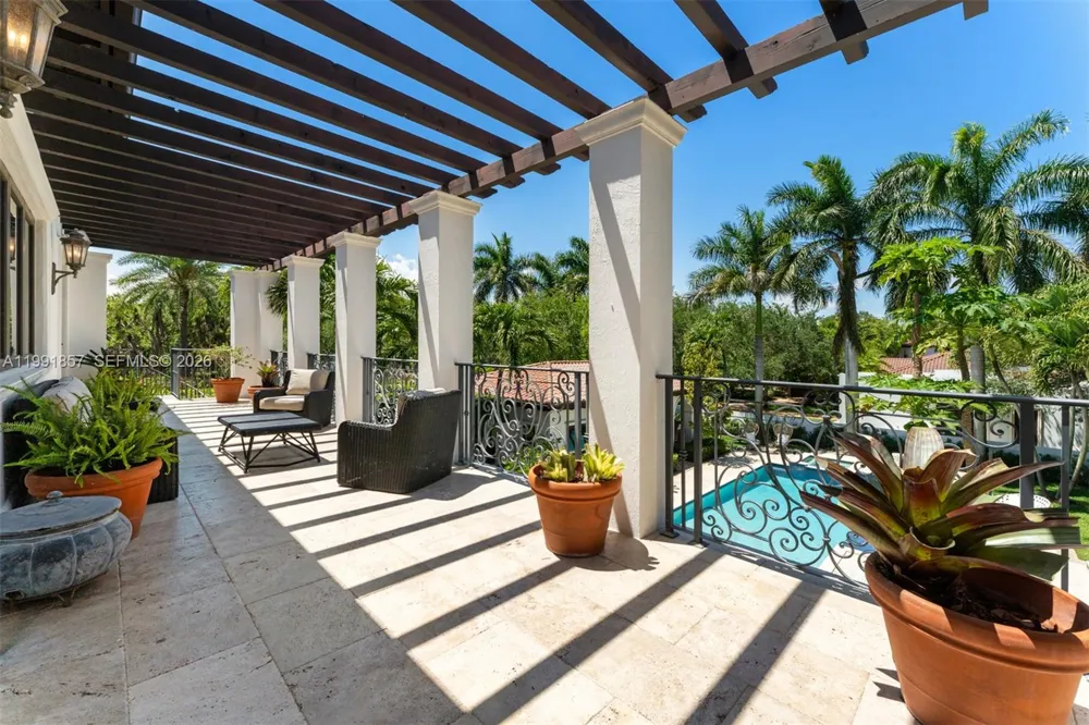 12575 Pine Needle Ln Pinecrest, FL 33156