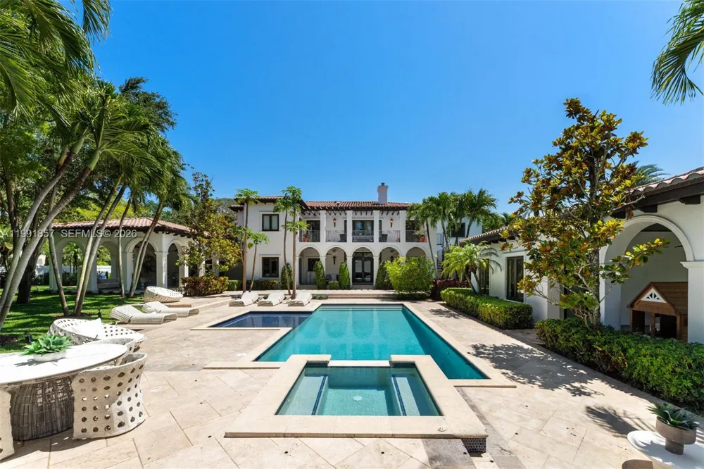 12575 Pine Needle Ln Pinecrest, FL 33156