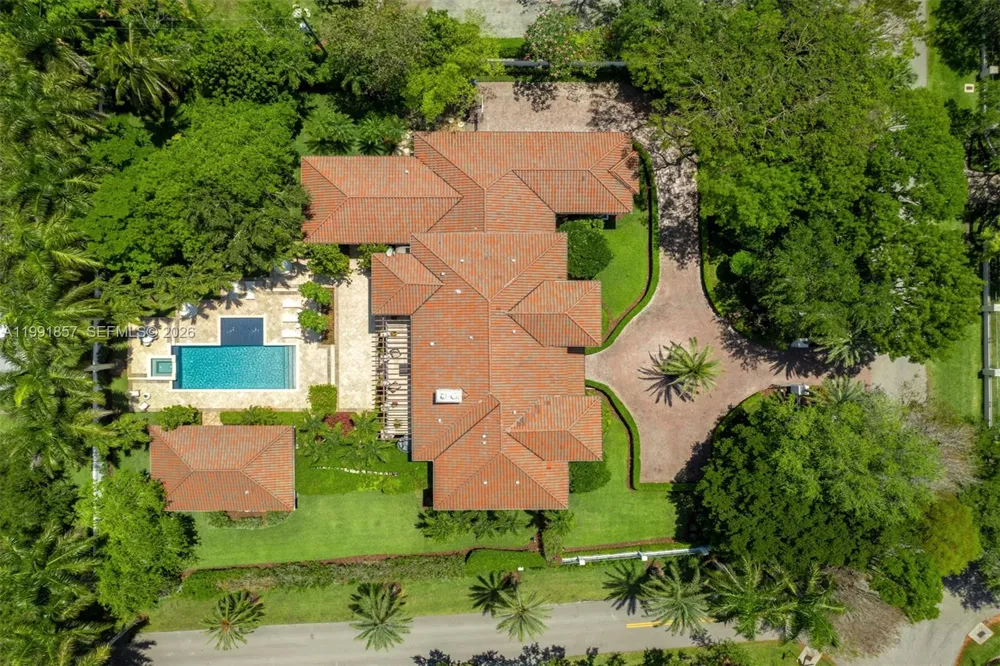 12575 Pine Needle Ln Pinecrest, FL 33156