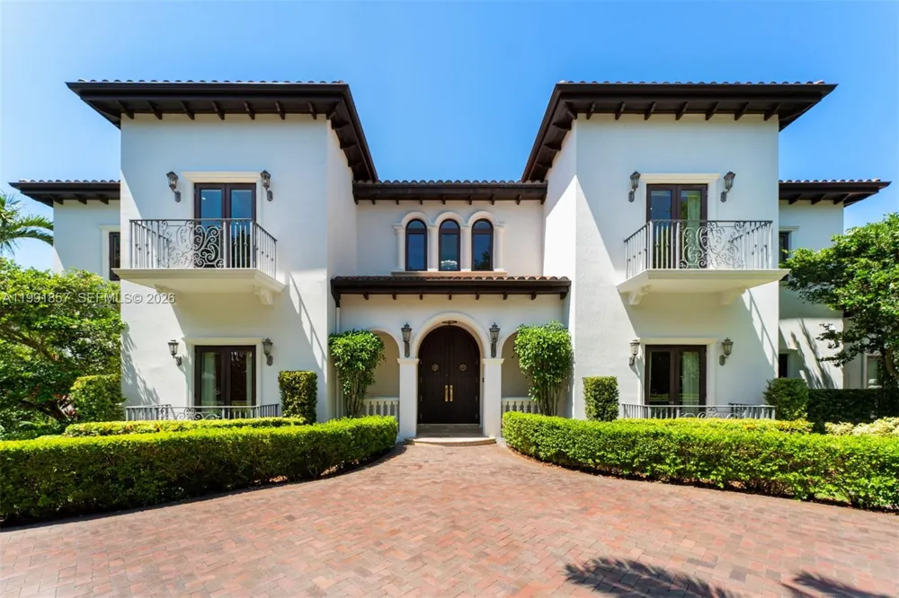 12575 Pine Needle Ln Pinecrest, FL 33156