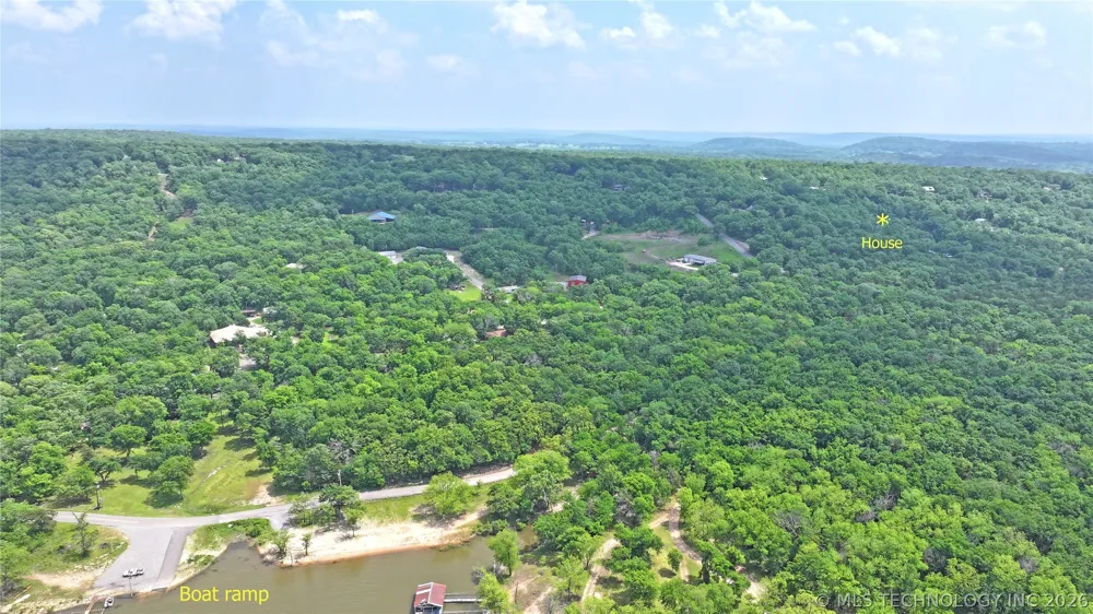 13544 Shoreline Drive Hulbert, OK 74441