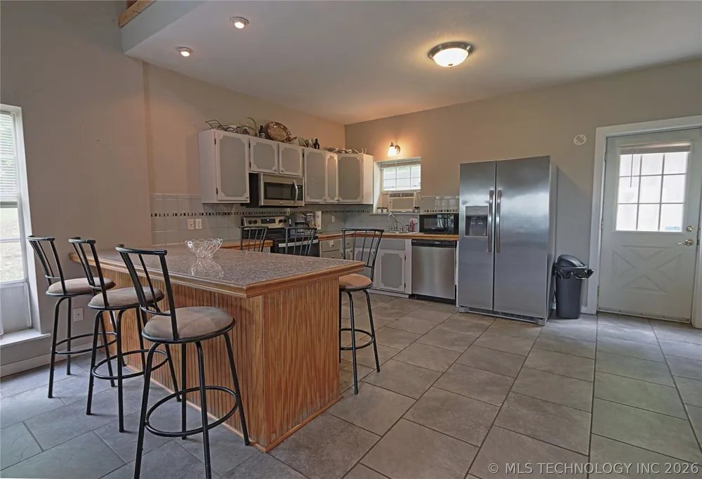 13544 Shoreline Drive Hulbert, OK 74441