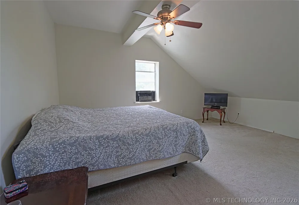 13544 Shoreline Drive Hulbert, OK 74441