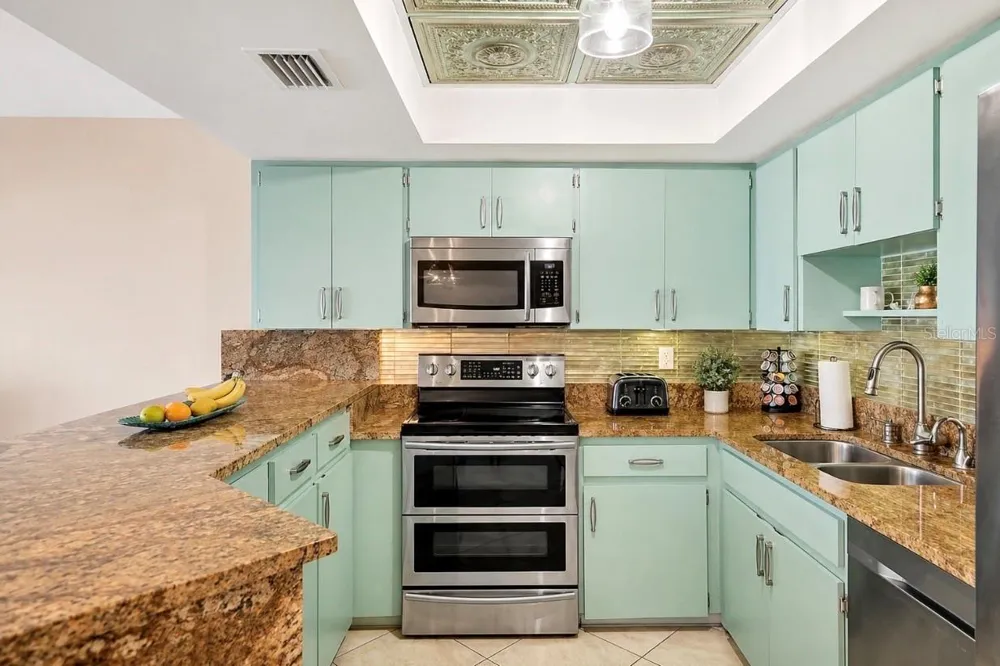 6700 GULF OF MEXICO DRIVE #143 Longboat Key, FL 34228