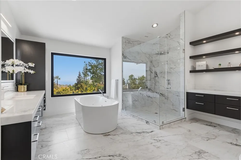 9077 Reales Street Alta Loma, CA 91737