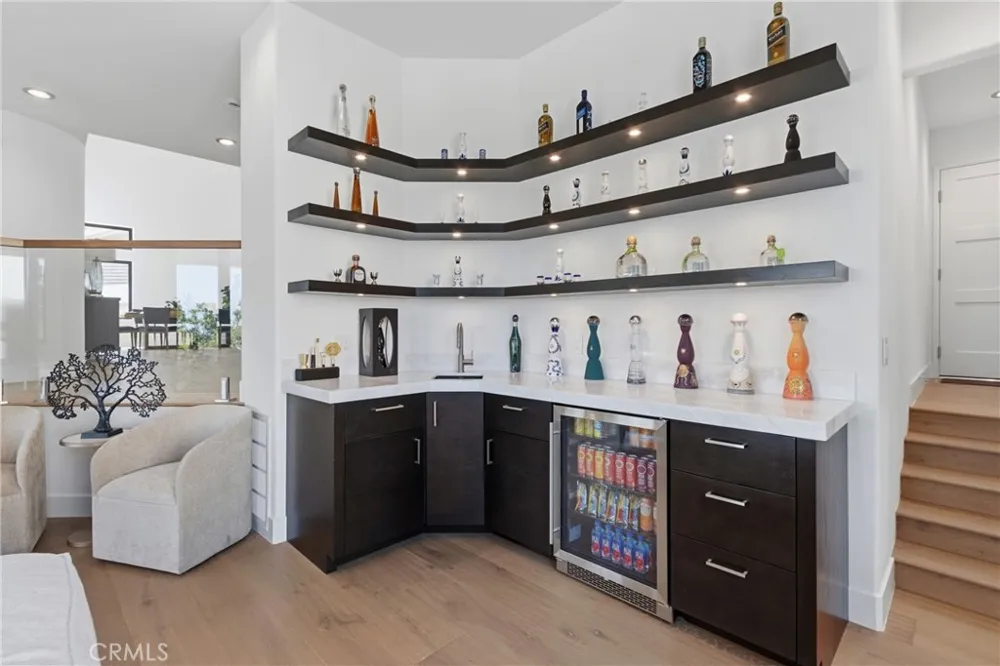 9077 Reales Street Alta Loma, CA 91737