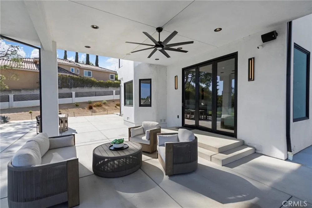 9077 Reales Street Alta Loma, CA 91737