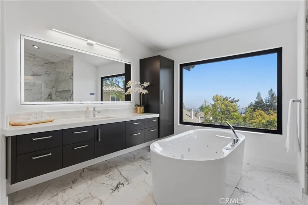 9077 Reales Street Alta Loma, CA 91737