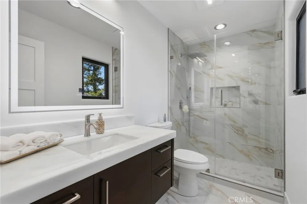 9077 Reales Street Alta Loma, CA 91737