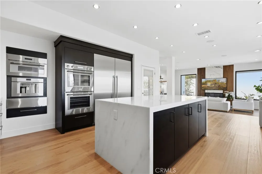 9077 Reales Street Alta Loma, CA 91737