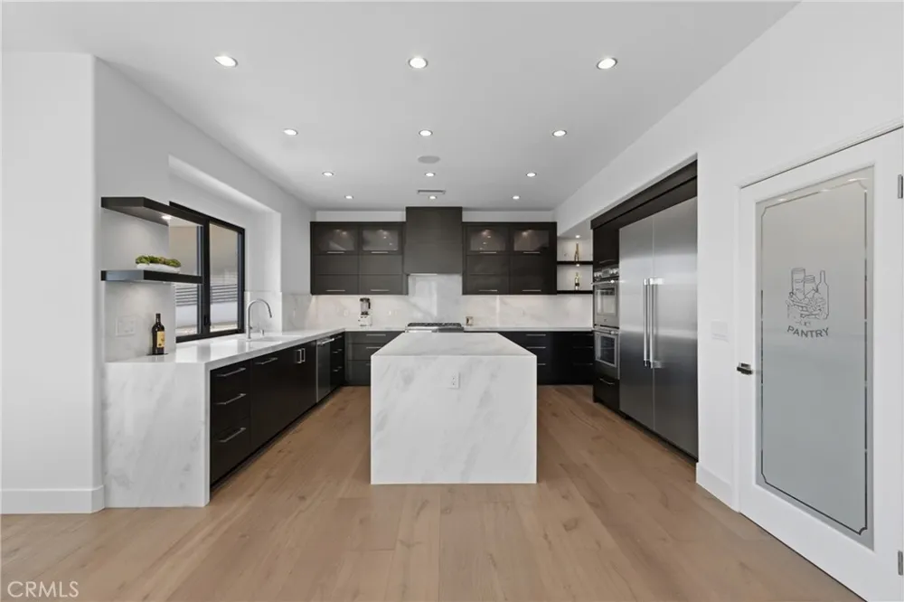 9077 Reales Street Alta Loma, CA 91737