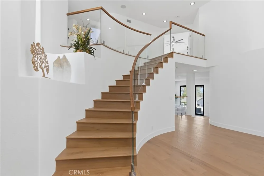 9077 Reales Street Alta Loma, CA 91737