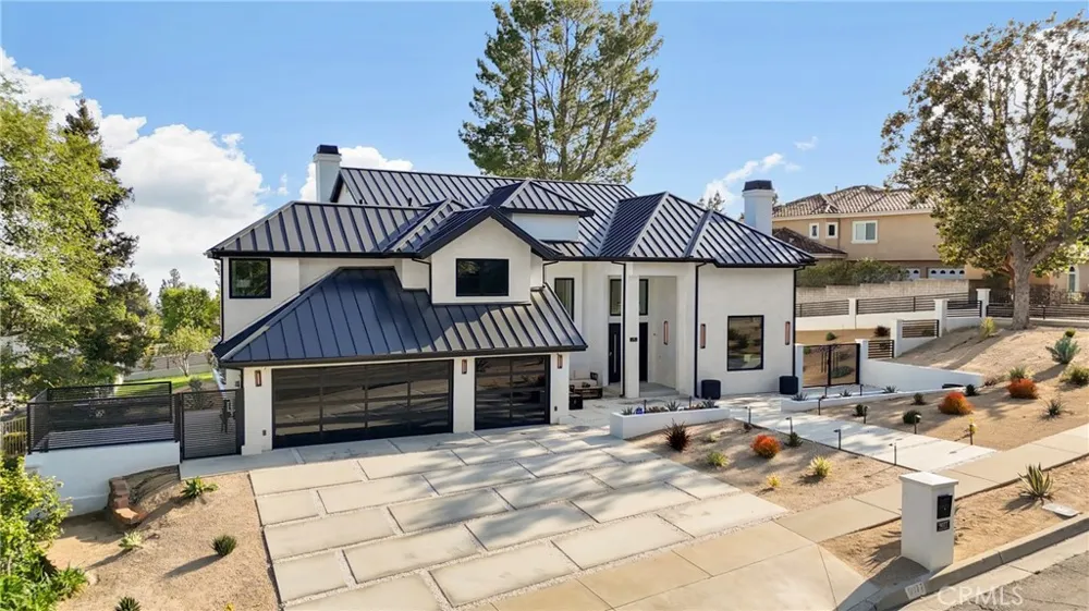 9077 Reales Street Alta Loma, CA 91737