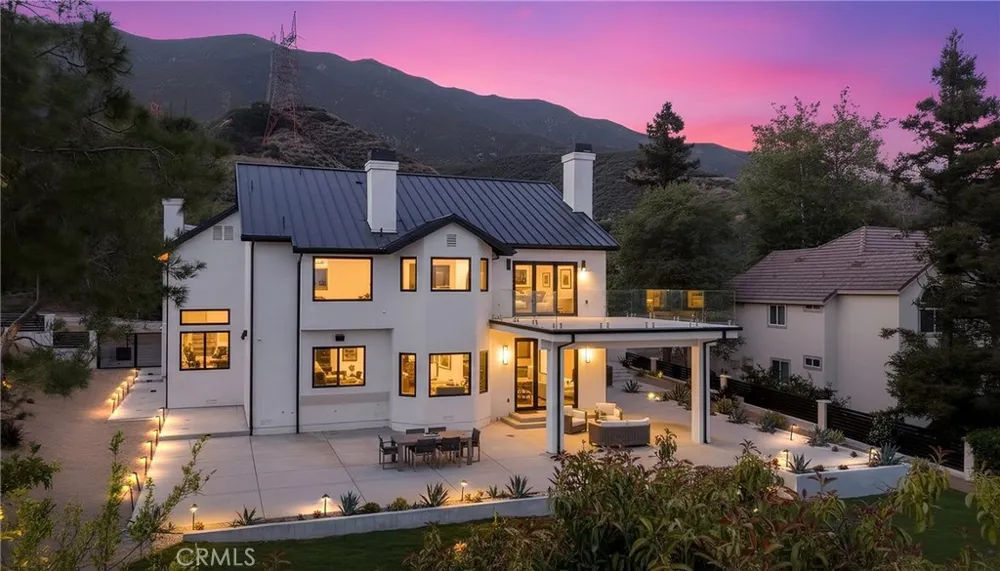 9077 Reales Street Alta Loma, CA 91737