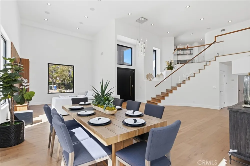 9077 Reales Street Alta Loma, CA 91737