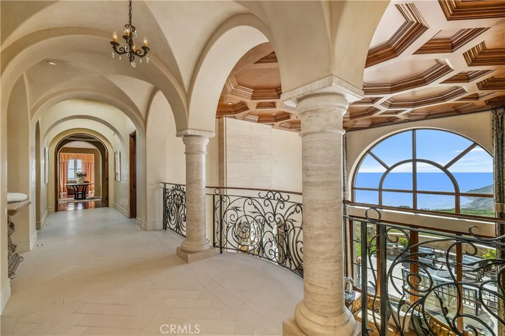 32040 Cape Point Drive Rancho Palos Verdes, CA 90275