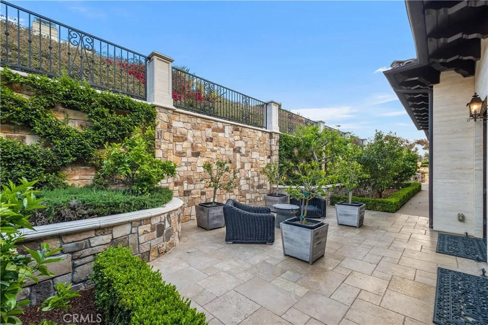 32040 Cape Point Drive Rancho Palos Verdes, CA 90275