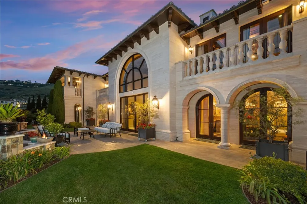 32040 Cape Point Drive Rancho Palos Verdes, CA 90275