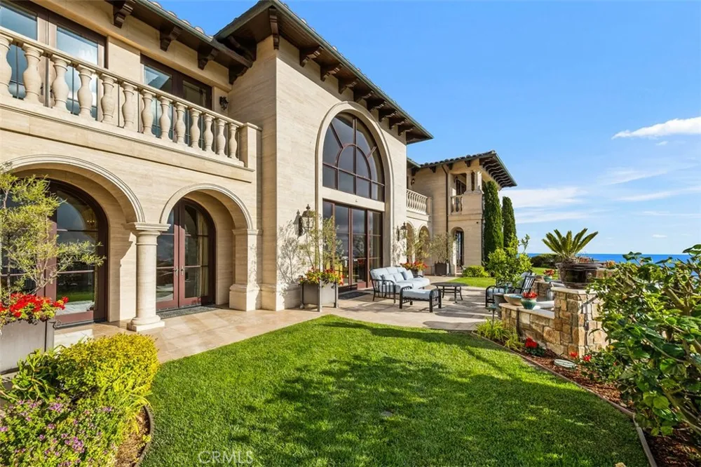 32040 Cape Point Drive Rancho Palos Verdes, CA 90275