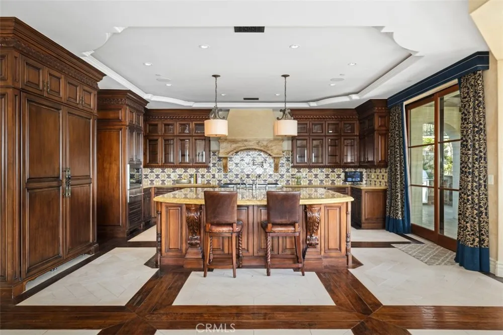 32040 Cape Point Drive Rancho Palos Verdes, CA 90275