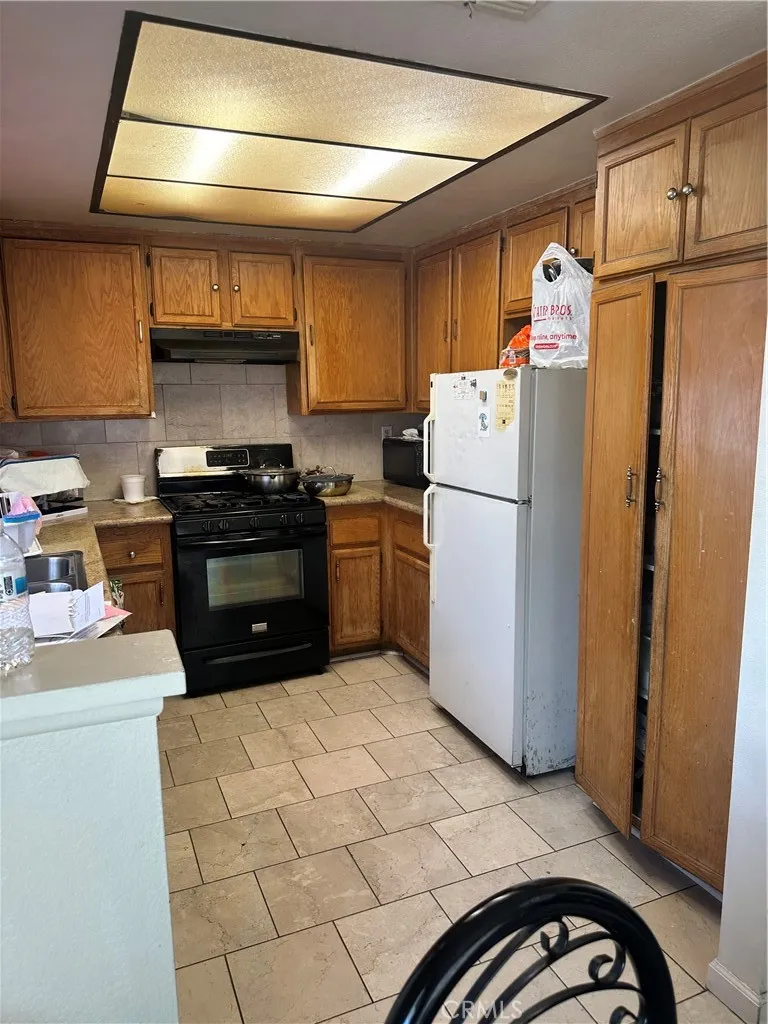 452 Cherry Vista Drive Perris, CA 92571