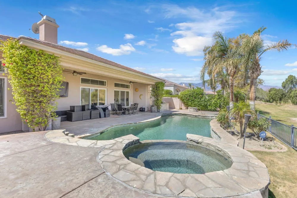 39 Calle Del Norte Rancho Mirage, CA 92270