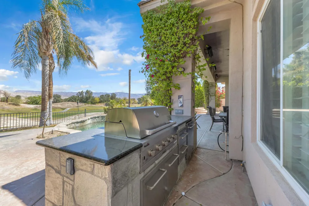 39 Calle Del Norte Rancho Mirage, CA 92270