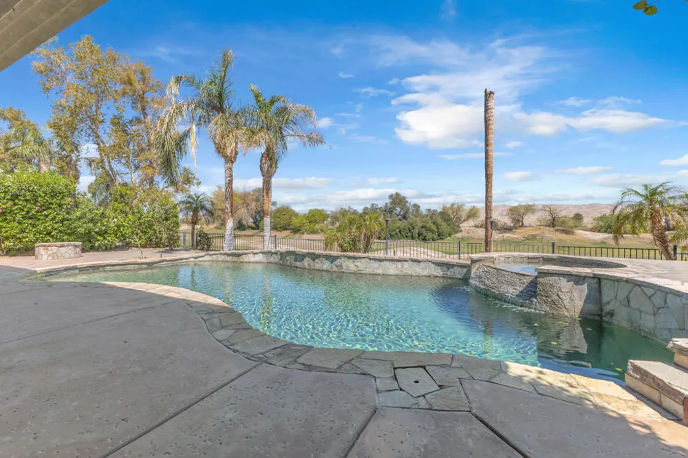 39 Calle Del Norte Rancho Mirage, CA 92270