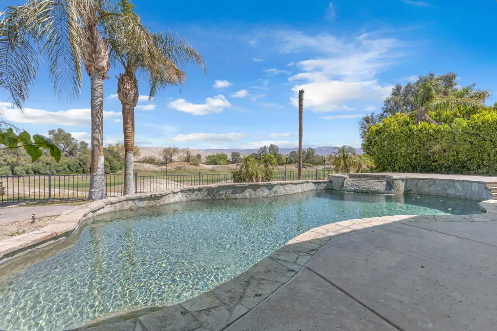 39 Calle Del Norte Rancho Mirage, CA 92270