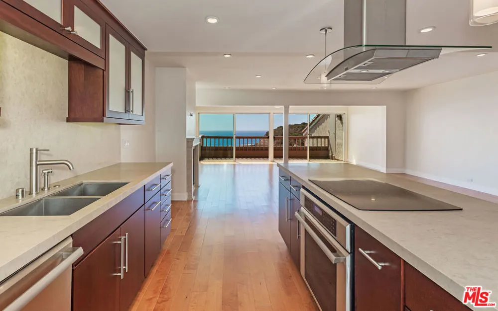 23914 De Ville Way #D Malibu, CA 90265