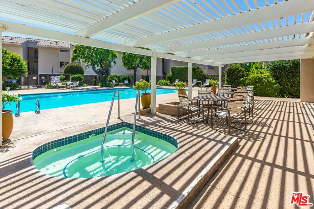 23914 De Ville Way #D Malibu, CA 90265