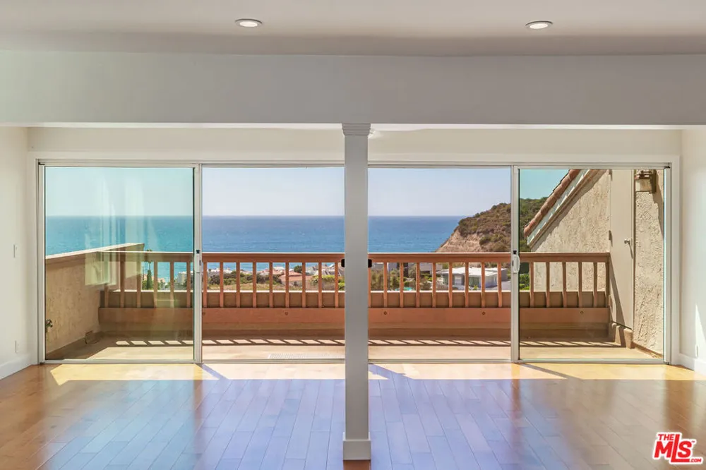 23914 De Ville Way #D Malibu, CA 90265