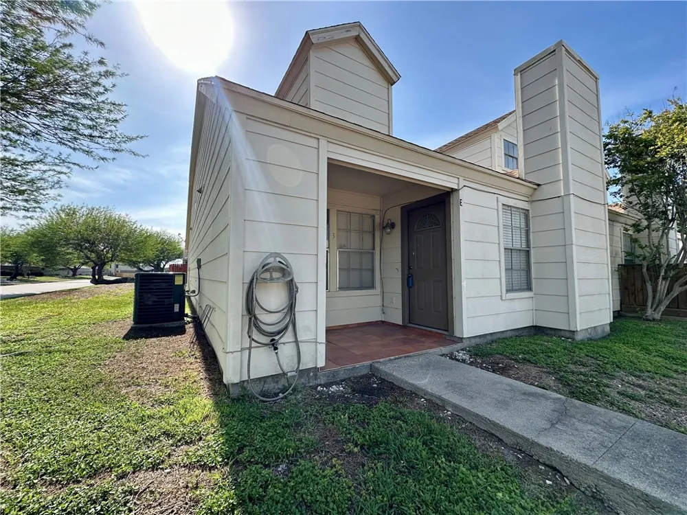 7202 Mansions Drive #E3 Corpus Christi, TX 78414
